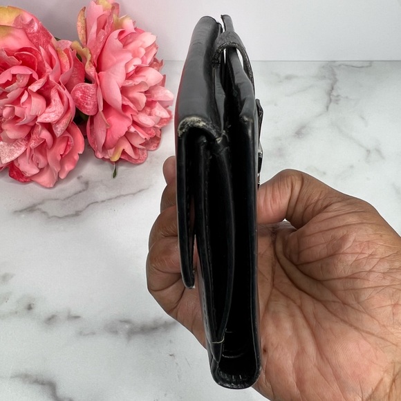 Vintage GUCCI Small Flap Bifold Wallet - Picture 11 of 14